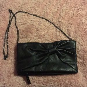 Gap leather foldable clutch with cute bow